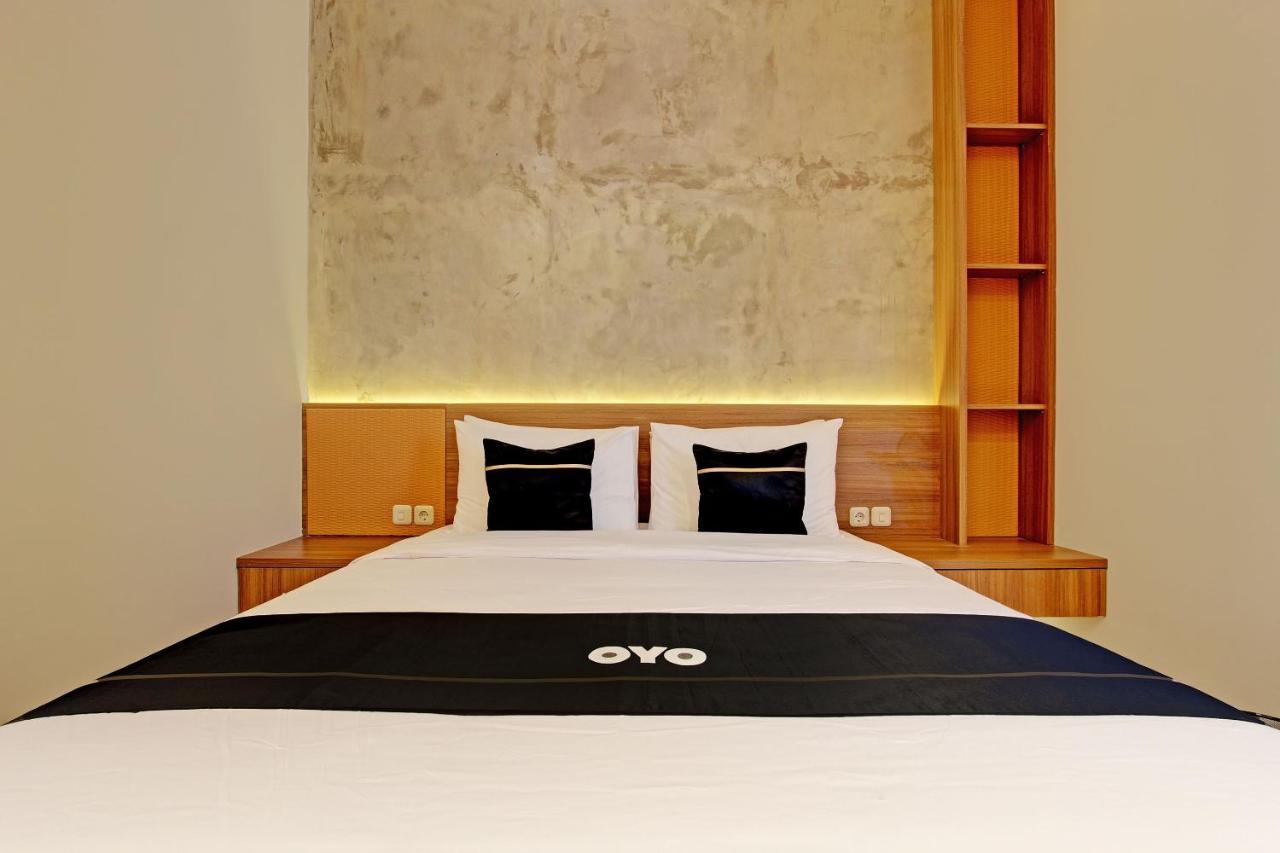 Super Oyo Capital O 92987 Keenan Living Perumnas Maguwo Exterior foto
